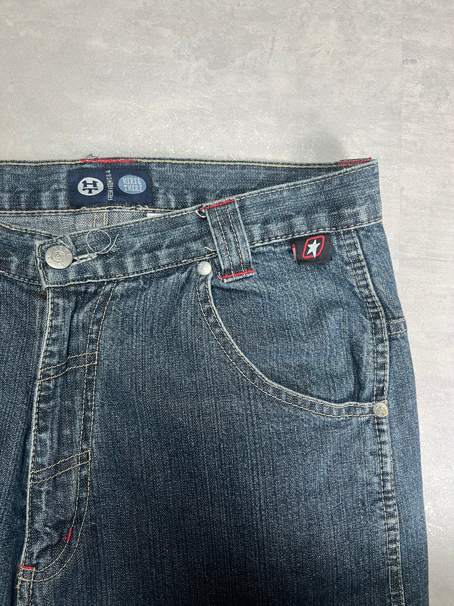 90’ baggy denim carpenter embroidered back pocket