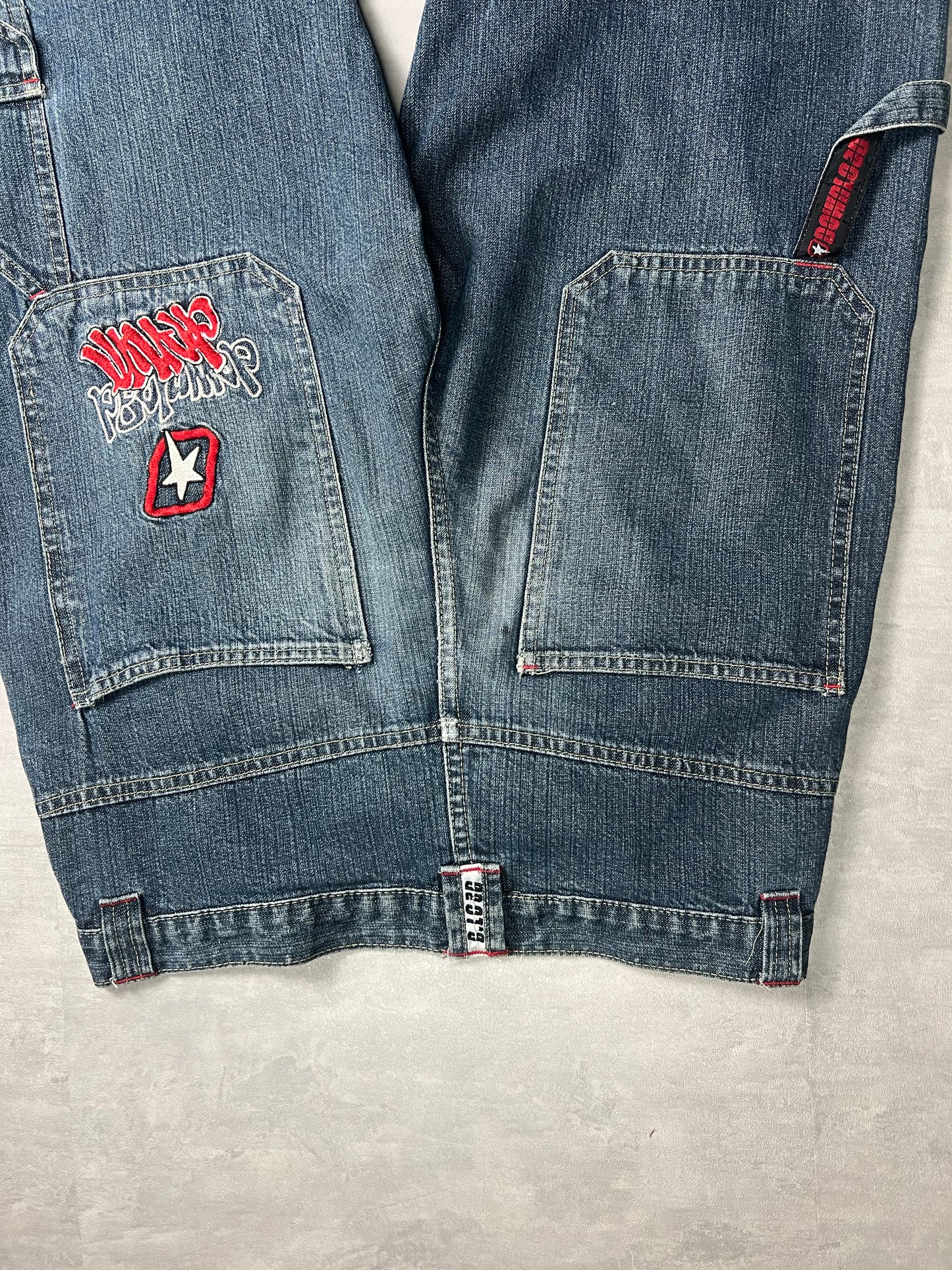 90’ baggy denim carpenter embroidered back pocket