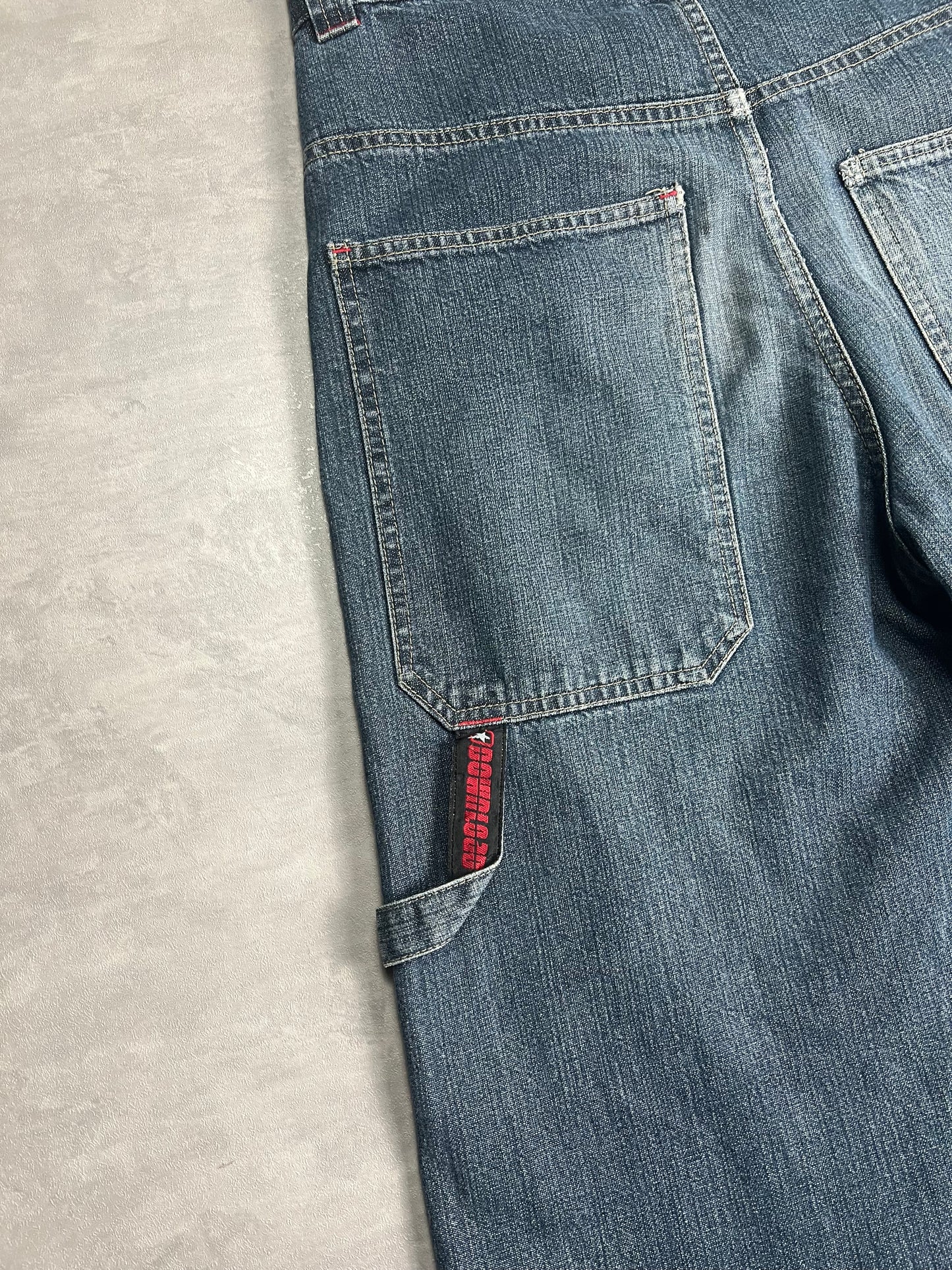 90’ baggy denim carpenter embroidered back pocket