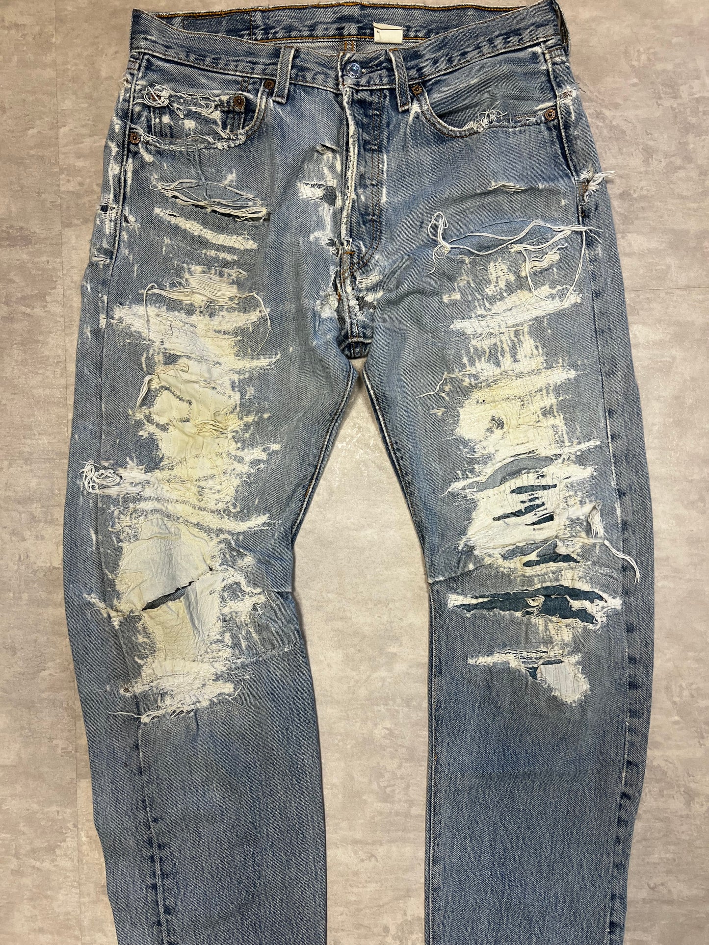Levi’s 501 distressed 90’ custom