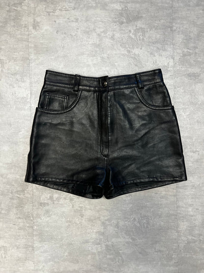 Woman shorts leather
