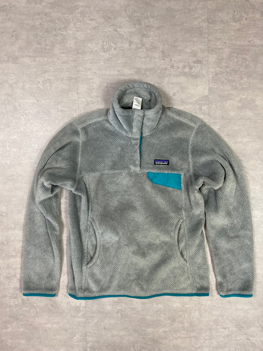 Patagonia fleece front pocket with buttons