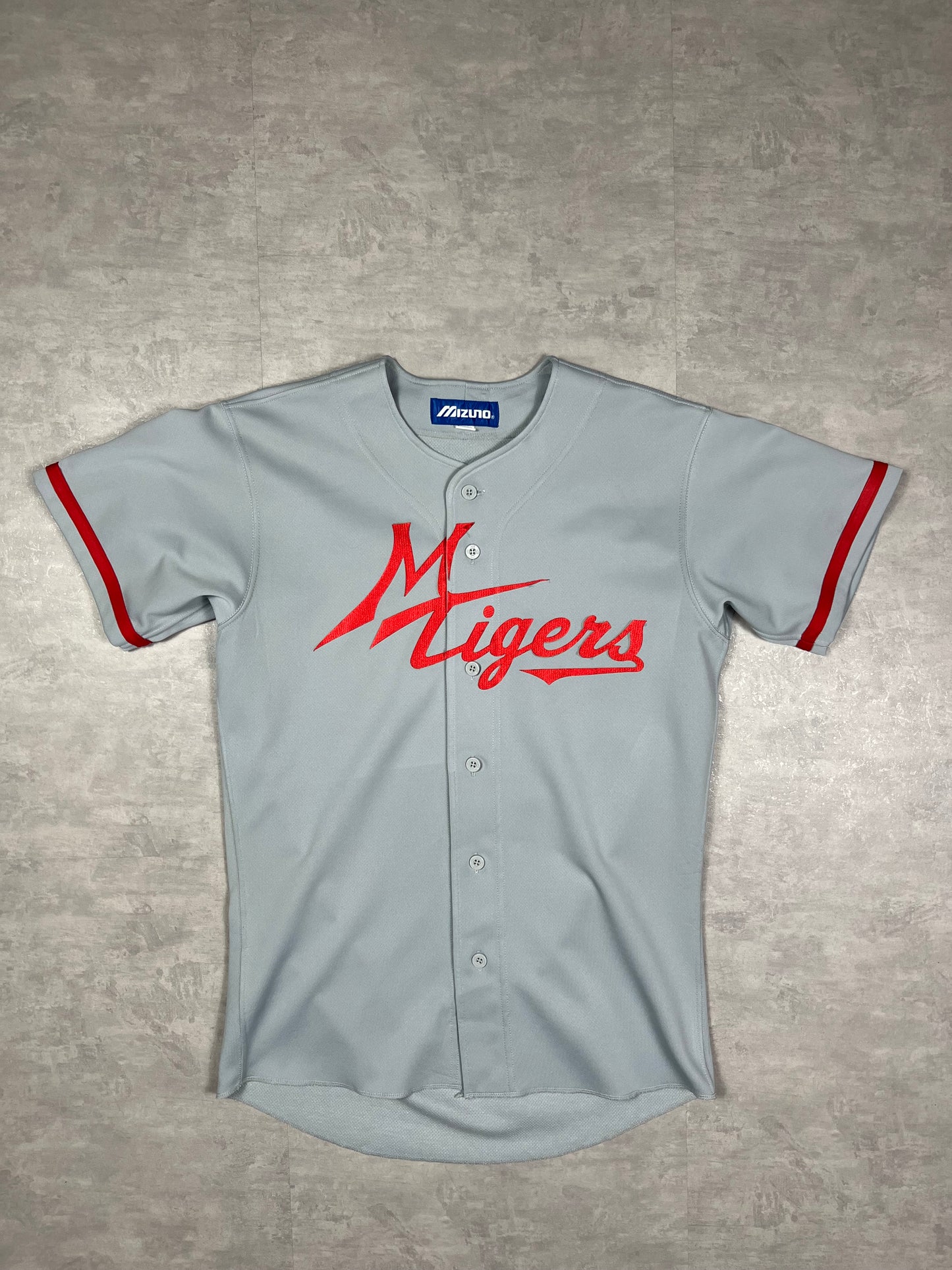 Mizuno baseball shirt