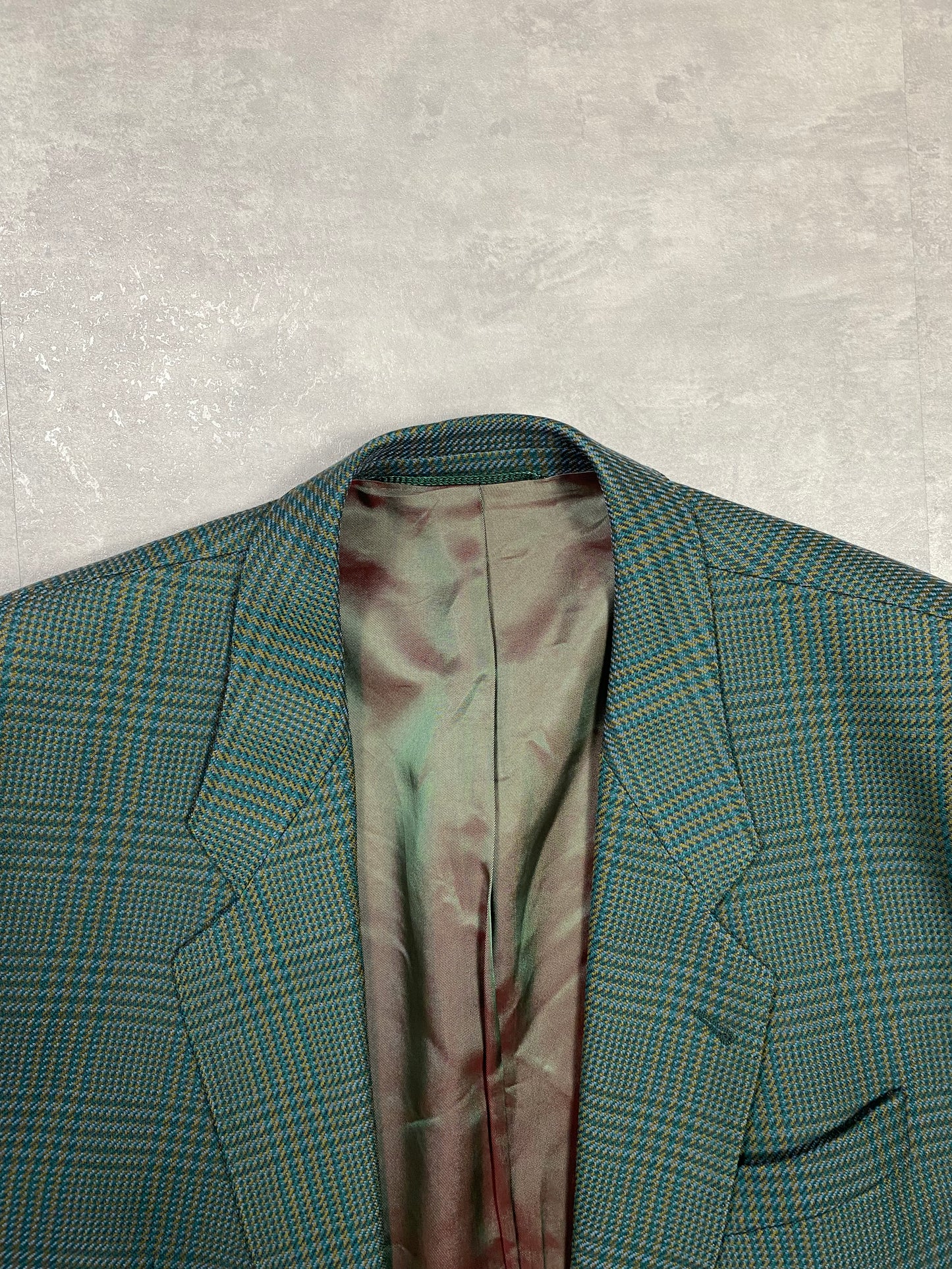 Vintage blazer 100% pure virgin whool