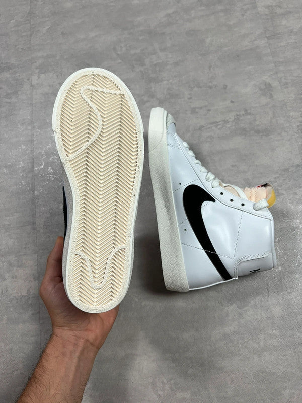 Nike blazer mid ‘77